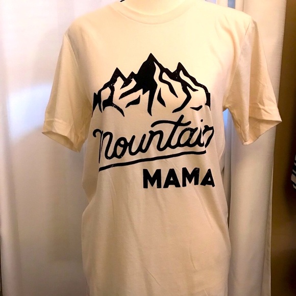 🖤 mountain mamma T 🖤 - Picture 2 of 3